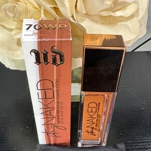Urban Decay weightless Stay Naked Foundation - 70WR-24 Hour Wear- Discontinued